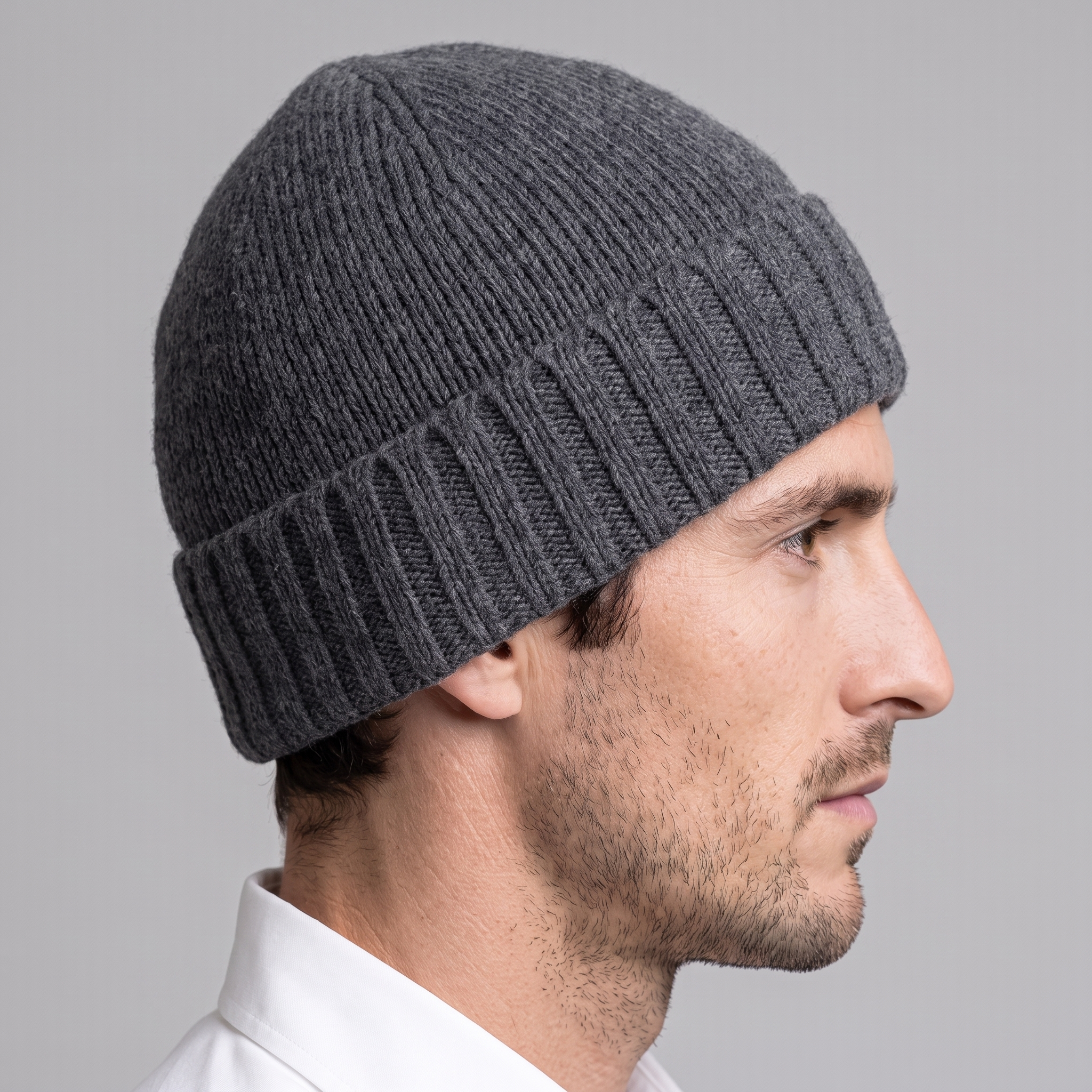 Cashmere-Beanie mit Rippstruktur
