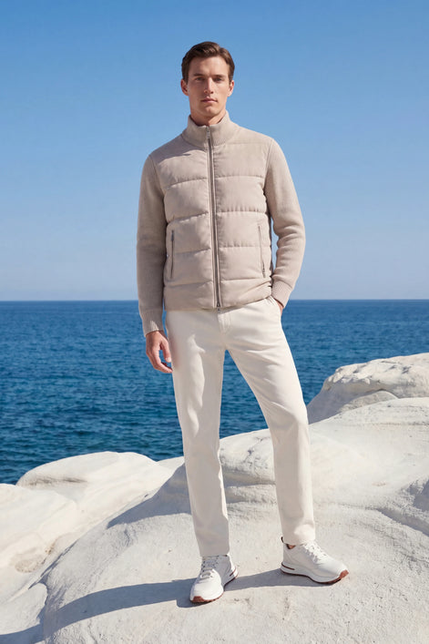 Damen Steppstrickjacke mit Stehkragen