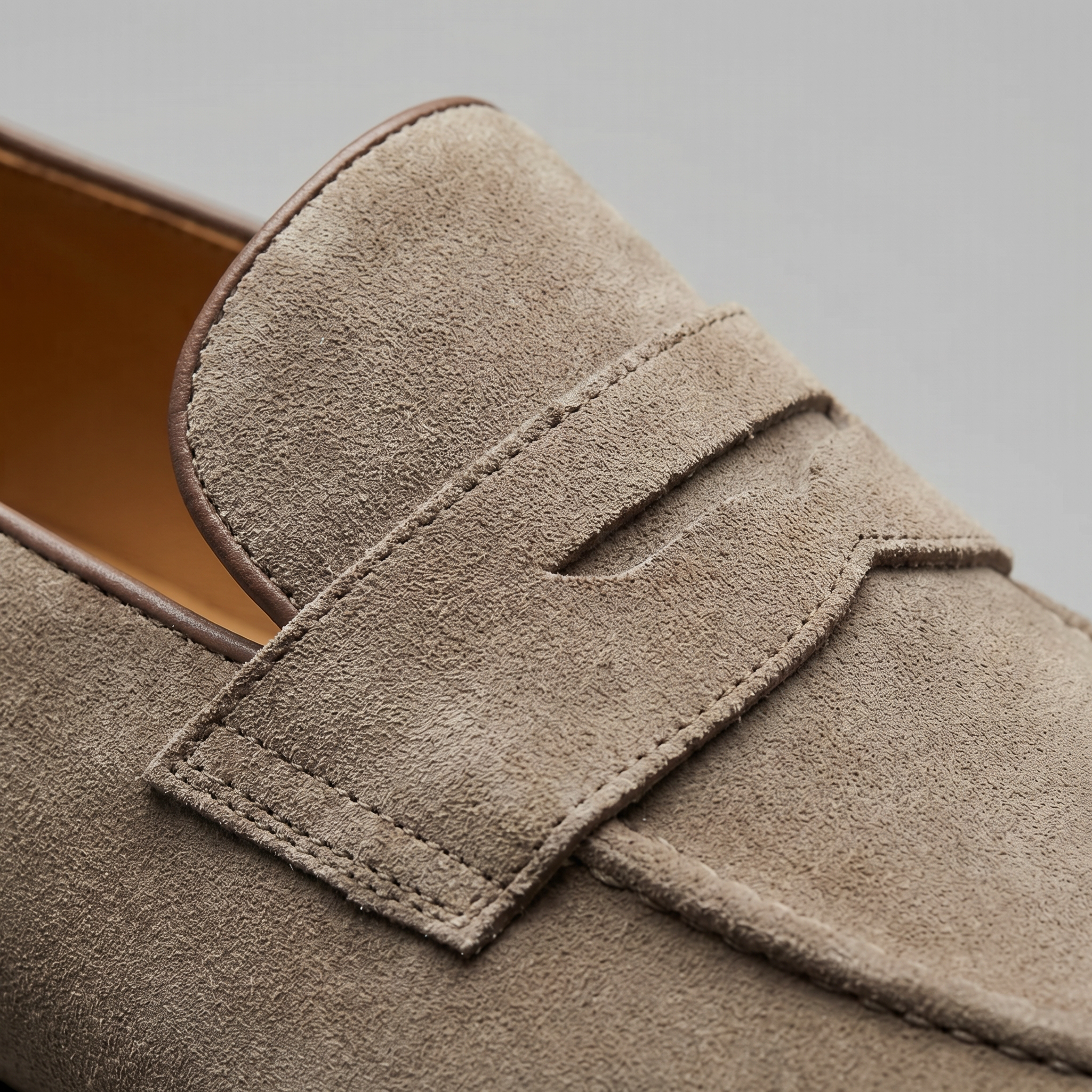 Herren Beige Wildleder Penny Loafer