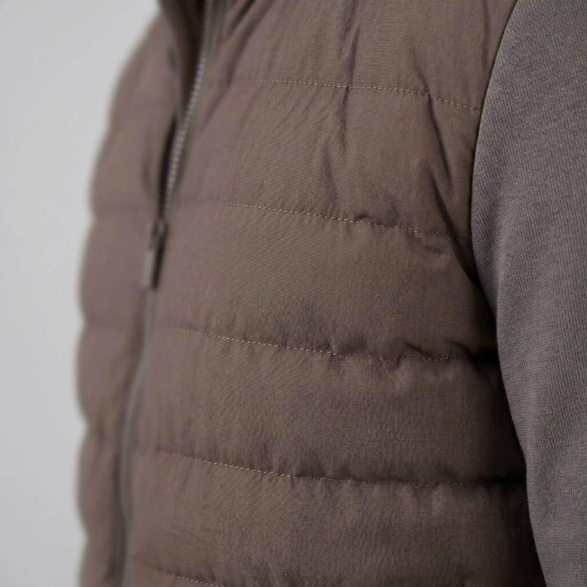 Herren Hybrid-Bomberjacke mit Gesteppter Vorderseite