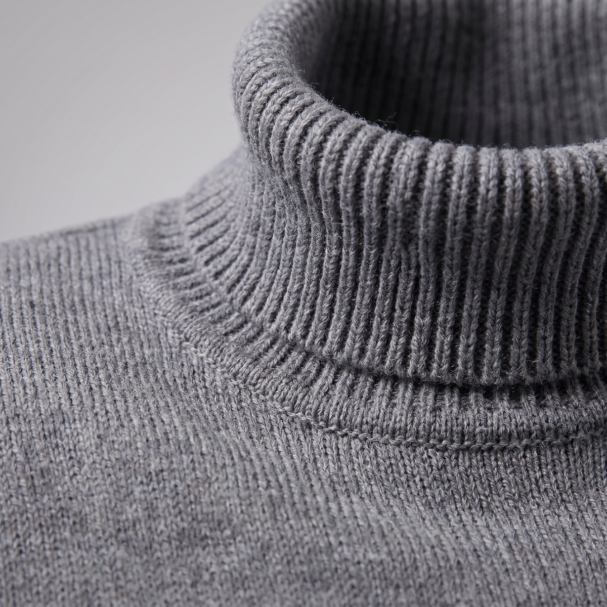 Herren Klassischer Rollkragenpullover