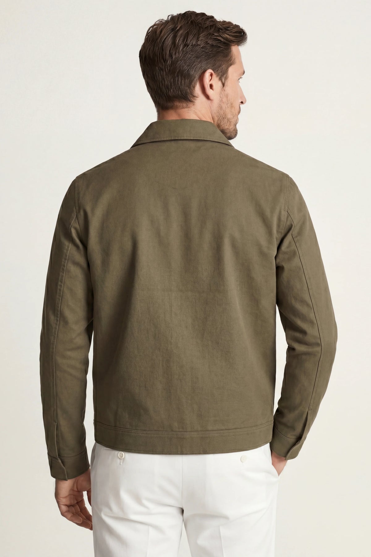 Herren Leichte Reißverschlussjacke mit spitzem Kragen