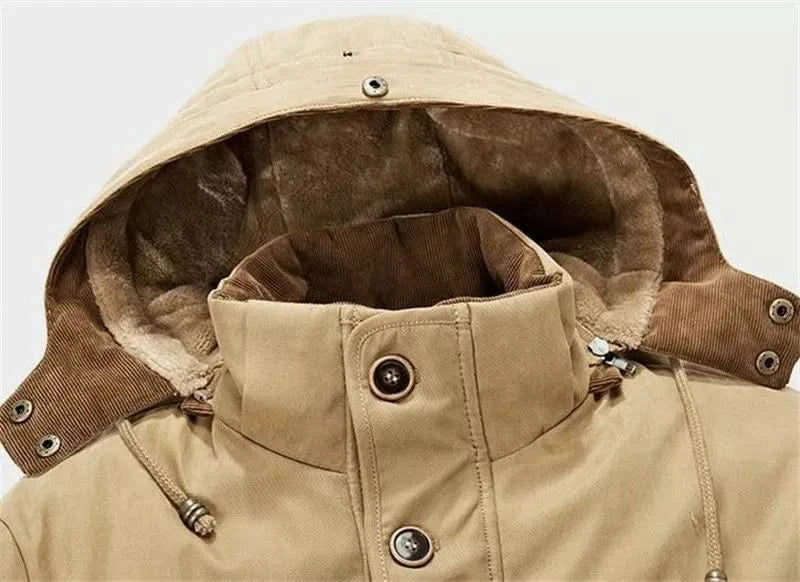 Herren Outdoor Jacke mit Isolierung und Kapuze