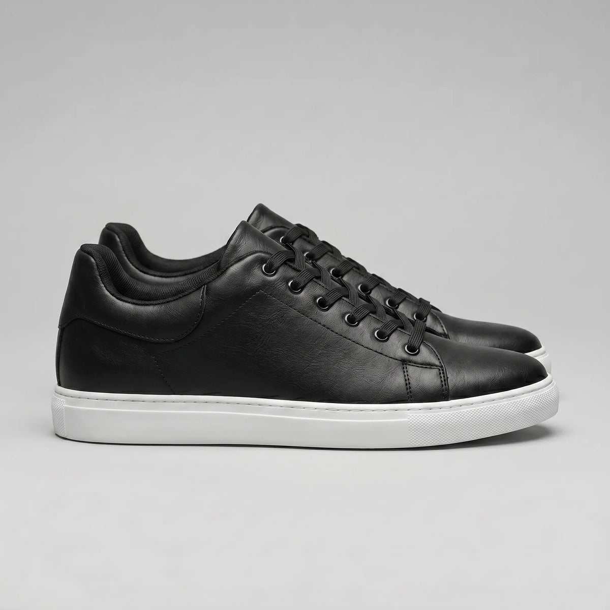 Herren Sneaker mit Kunstleder und Gummisohle