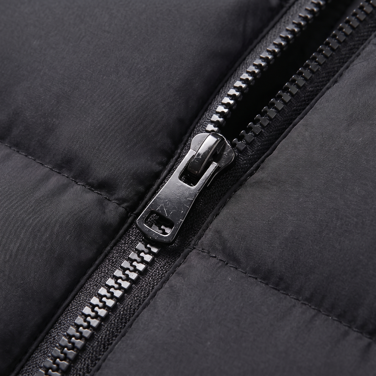 Herren Steppjacke mit Kapuze