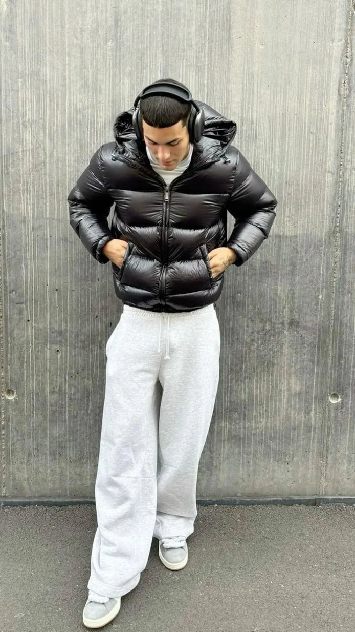 Herren Steppjacke mit Sherpa-Futter und Kapuze für kalte Tage