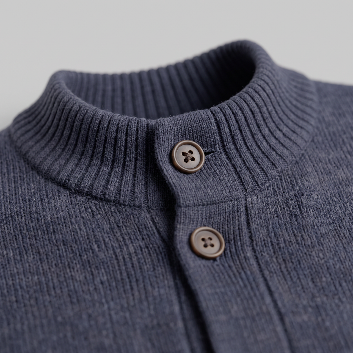 Herren Strickjacke aus Wolle mit Knopfleiste