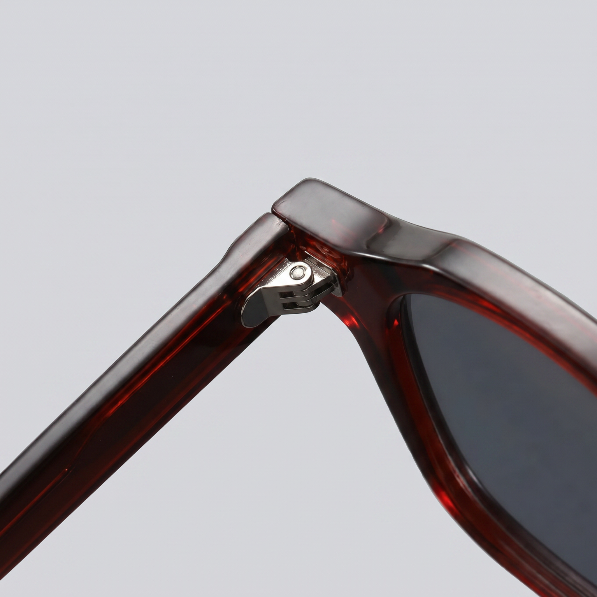 Herren Vintage Quadratische Sonnenbrillen Mit Dunklen Gläsern
