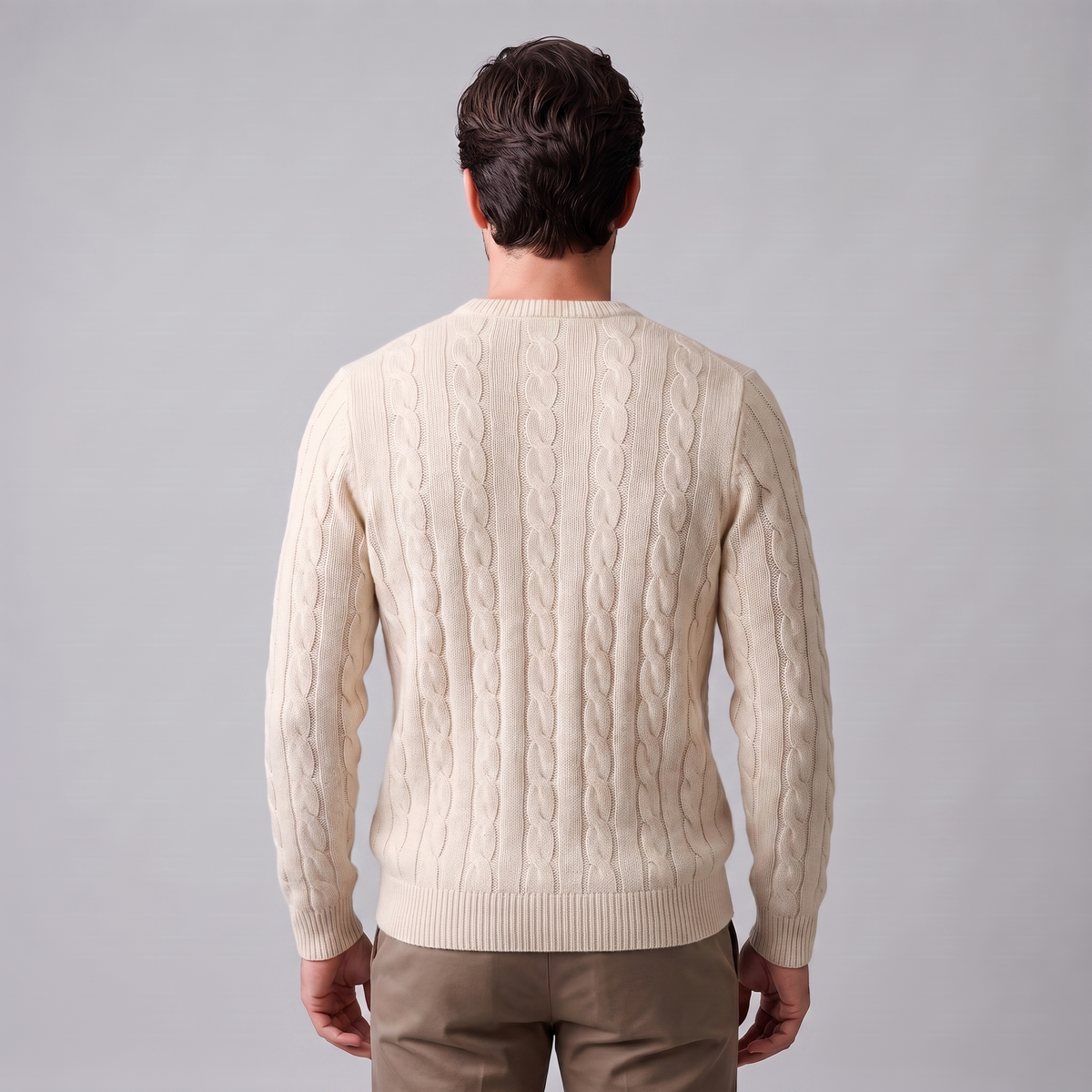 Herren Zopfstrick-Pullover aus Wolle mit Rundhalsausschnitt