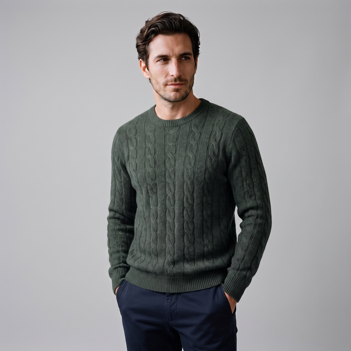 Herren Zopfstrick-Pullover aus Wolle mit Rundhalsausschnitt