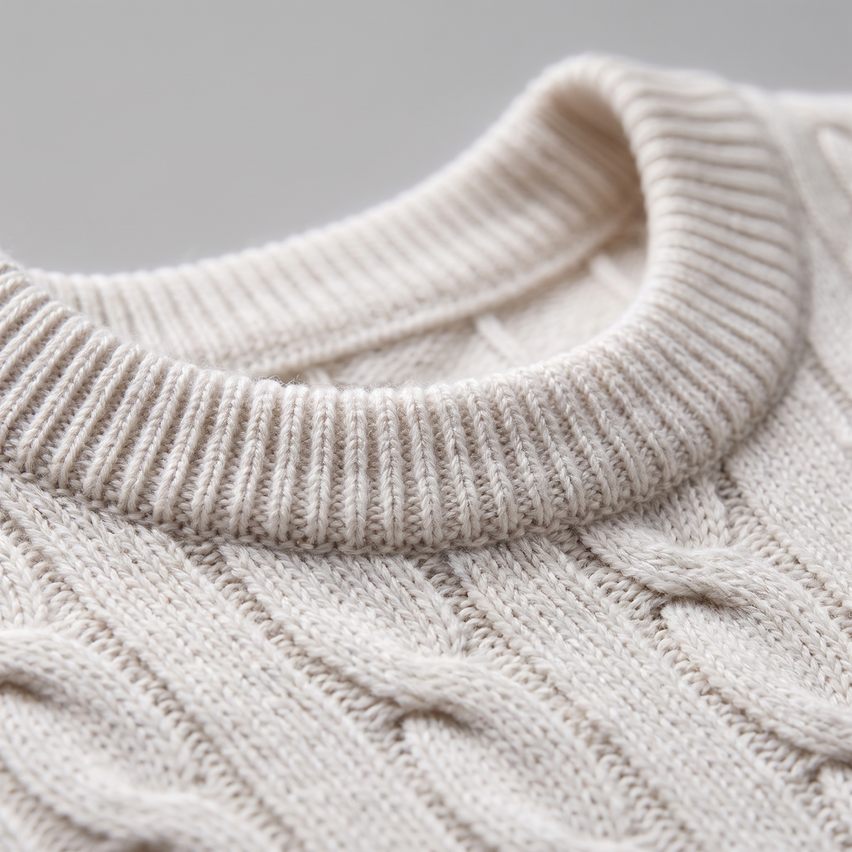 Herren Zopfstrick-Pullover mit Rundhals