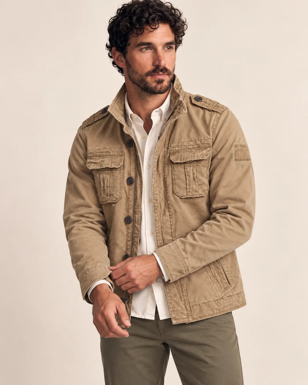 Herren Feldjacke mit Stehkragen und Cargotaschen