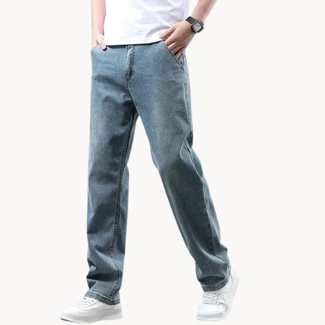 Herren Jeans mit Relaxed Straight Leg Schnitt