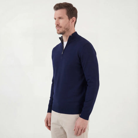 Herrenpullover mit halbem Reißverschluss