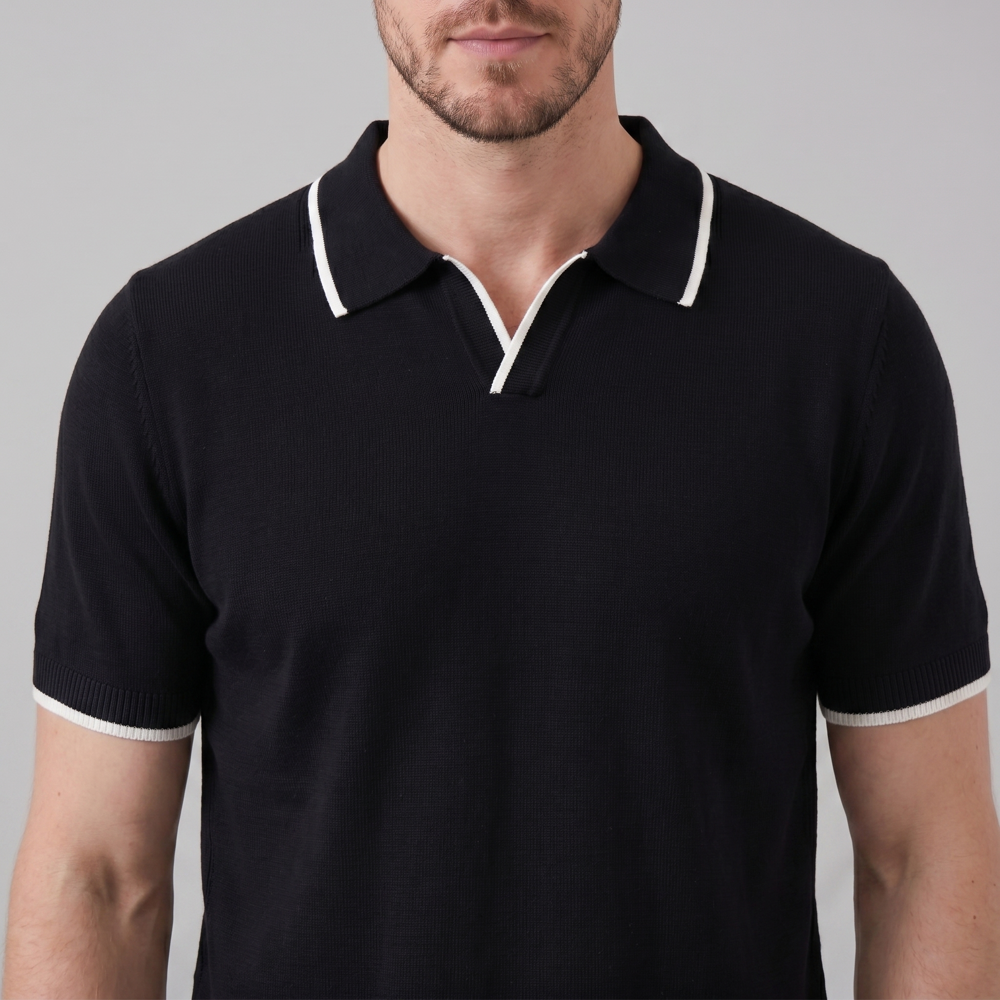 Herren Polo Aus Fein Gestrick Mit Kontrast-Tipping