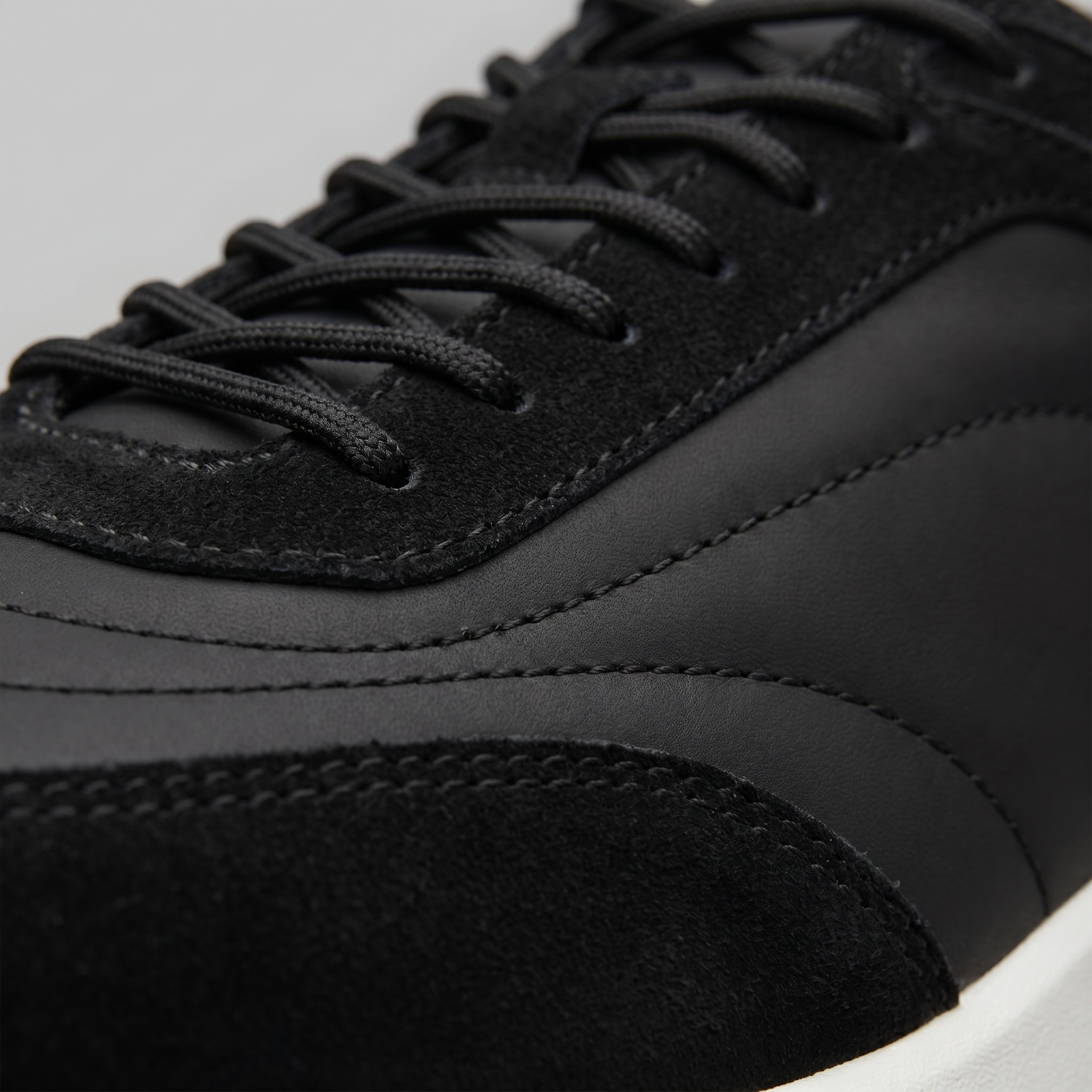 Herren Sneaker Aus Wildleder Und Nylon Mit Panels