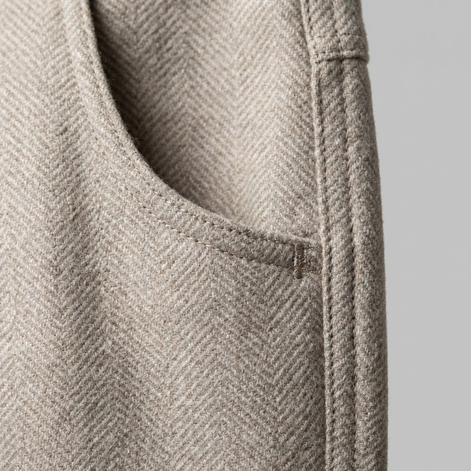 Klassische Herrenhose mit schmal zulaufendem Bein