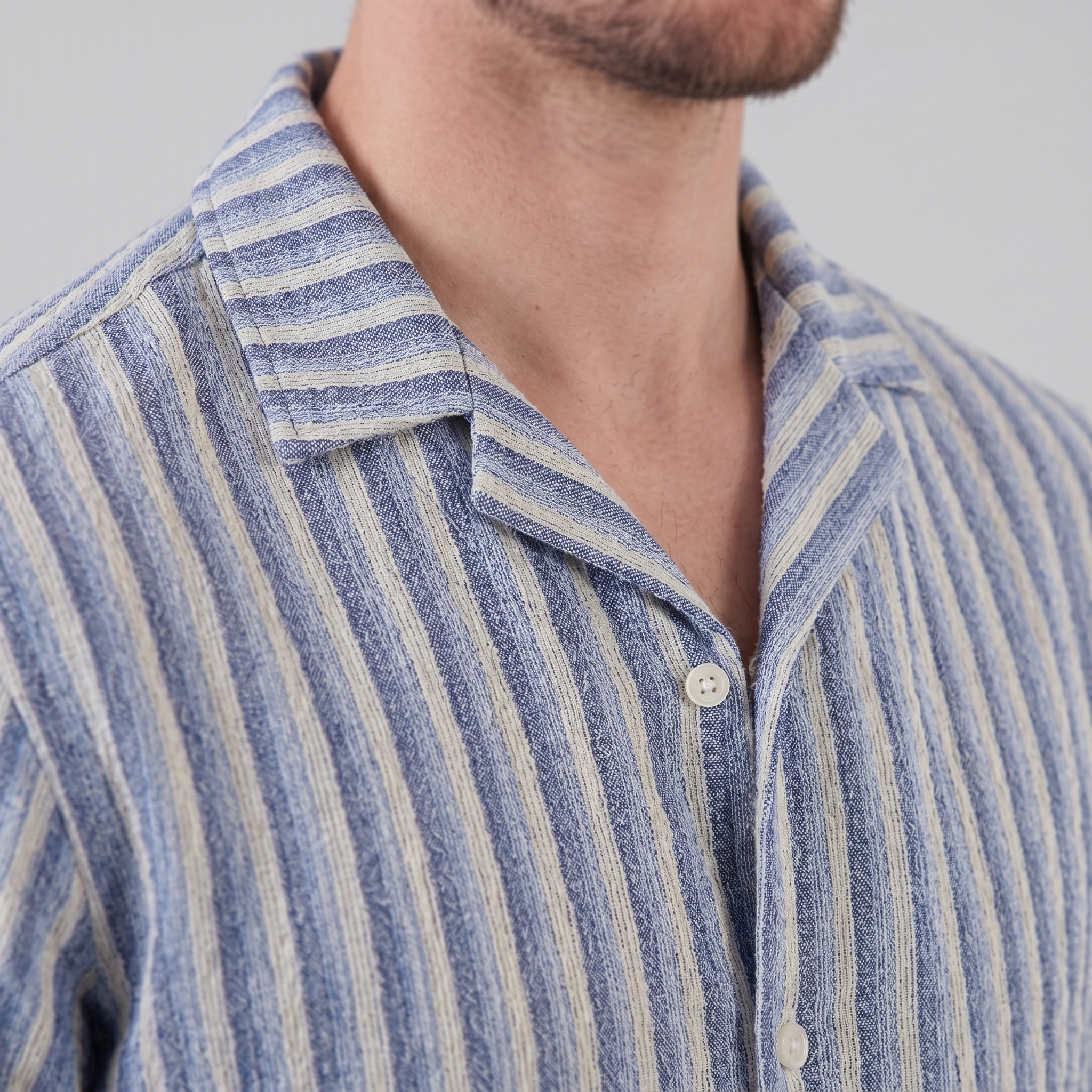 Herren Strickshirt Mit Vertikalen Streifen