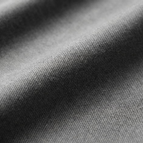 Herrenhose Mit Weitem Bein Und Gürtel Maßgeschneidert